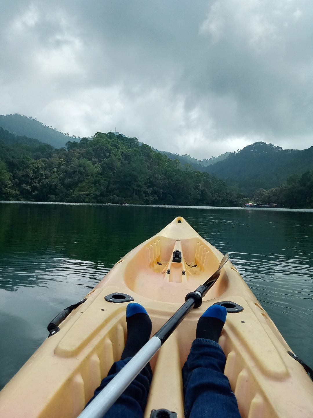 Kayaking at Sattal Lake: Glide Through Paradise